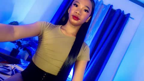 Snapshot of selfsuckercum69 chatting on February 2025 05:42:02 PM Jessy online show from February 2025 05:42:02 PM