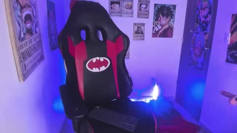 Snapshot of selina_kyl3 chatting on January 2025 04:10:01 AM Selinna Kyle online show from January 2025 04:10:01 AM