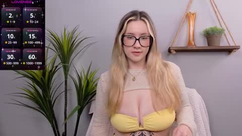 Selina Mae online show from November 2025 04:03:01 AM