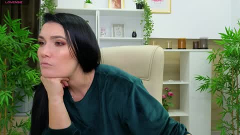 Seline online show from December 2024 05:41:02 PM