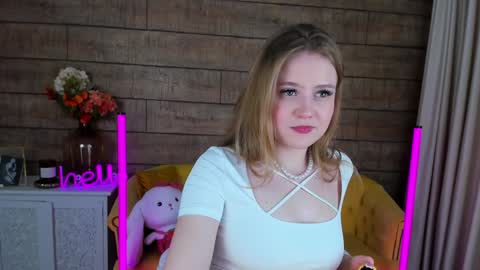 SelinSwarovski online show from February 2025 07:49:01 PM