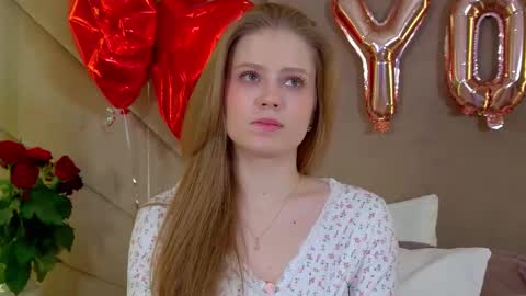 SelinSwarovski online show from February 2026 07:54:01 PM