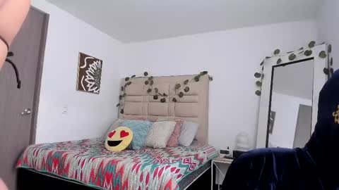 Selyn online show from October 2025 01:55:02 PM