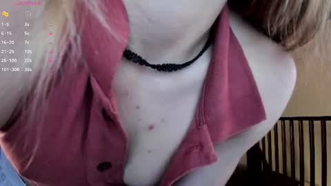 Snapshot of selyn_ chatting on July 2026 12:07:01 PM Selyn online show from July 2026 12:07:01 PM