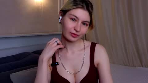 Lilith online show from November 2025 01:39:01 AM