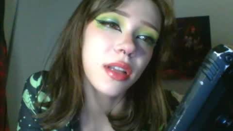 goddess esme  online show from January 2025 12:17:02 AM