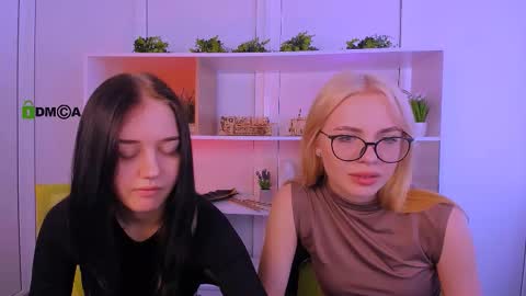 Snapshot of sendi_cais chatting on October 2025 09:04:01 AM Sendi online show from October 2025 09:04:01 AM