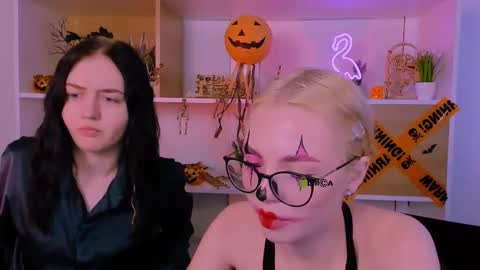 Snapshot of sendi_cais chatting on October 2025 09:43:01 AM Sendi online show from October 2025 09:43:01 AM