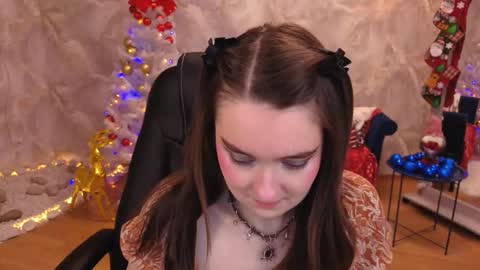 sensemysoul online show from December 2025 06:35:02 PM