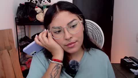 Snapshot of sensual_flame chatting on September 2025 03:12:01 PM Camille and sophie online show from September 2025 03:12:01 PM