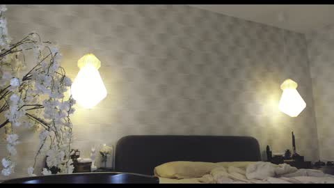 Gia online show from December 2024 08:30:02 AM