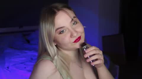 Snapshot of sensual_girrrl chatting on May 2026 11:56:01 PM Ilona online show from May 2026 11:56:01 PM