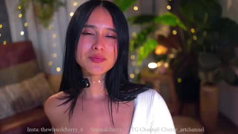 Maria- OF sensual bee online show from February 2026 02:01:02 AM