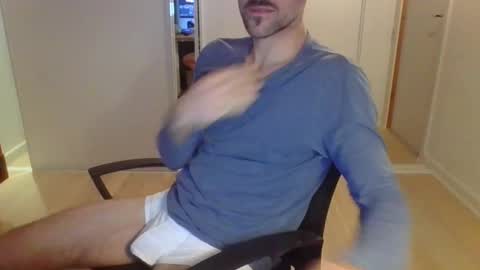 Snapshot of sensuasculine chatting on January 2025 08:16:02 AM Matt online show from January 2025 08:16:02 AM