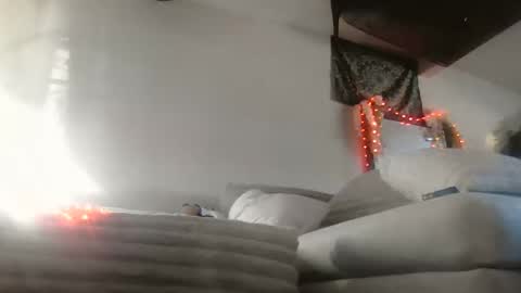 sequoia8888 online show from January 2026 05:06:01 PM