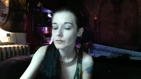 Seraphin Munster online show from May 2026 05:18:01 PM