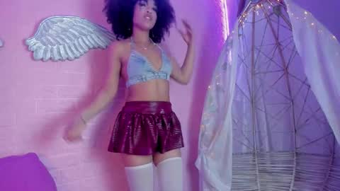 Serena  online show from December 2025 12:10:01 PM