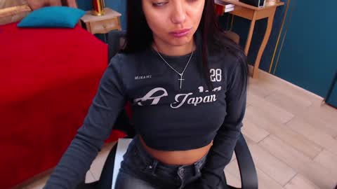 Snapshot of serena_mendez chatting on January 2025 09:29:01 AM Serena online show from January 2025 09:29:01 AM