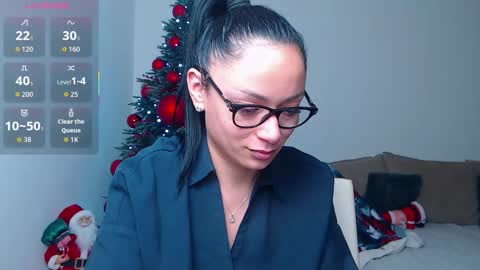 SereneSophi online show from December 2025 02:28:02 AM