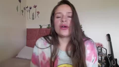 Snapshot of serenity_crystal chatting on February 2025 04:11:01 PM serenity_crystal online show from February 2025 04:11:01 PM