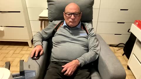 serge8413 online show from January 2025 05:44:01 PM