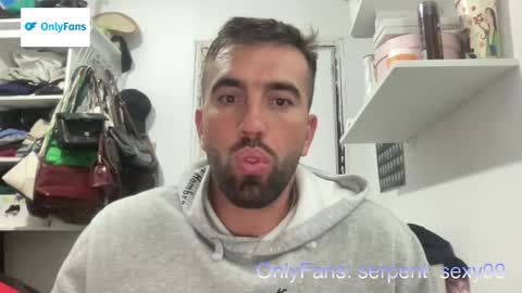 serpent_sexy online show from December 2025 12:38:02 AM