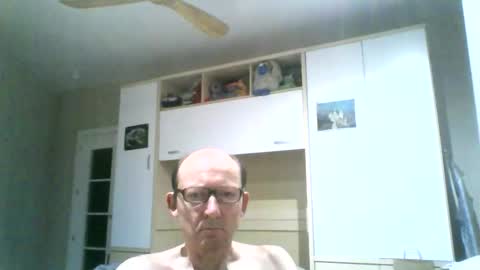 Snapshot of serrano49 chatting on October 2025 05:48:01 AM serrano49 online show from October 2025 05:48:01 AM