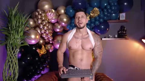 HEY IM SETH online show from October 2025 09:39:02 PM