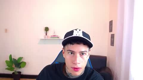 Thomas online show from October 2025 02:51:01 PM