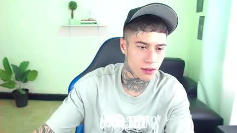 Thomas online show from November 2025 04:06:01 PM