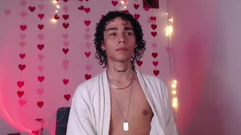 Alexis online show from February 2025 06:22:01 AM