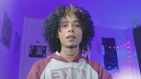 Alexis online show from October 2025 04:26:01 AM