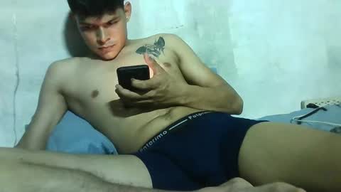 Snapshot of sex_boy9_ chatting on October 2025 01:06:02 AM sex boy9 online show from October 2025 01:06:02 AM