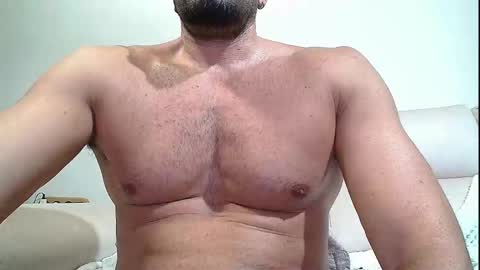 Snapshot of sex_machine_19 chatting on September 2025 06:24:01 PM SEX MACHINE 19 online show from September 2025 06:24:01 PM