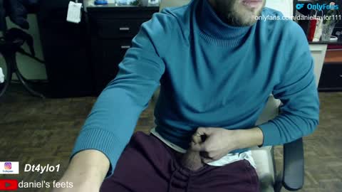 Snapshot of sexandsexy1999 chatting on January 2025 10:12:01 PM Daniel Taylor online show from January 2025 10:12:01 PM