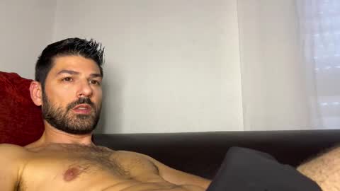 Lucenzo  online show from October 2025 03:54:01 PM