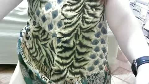 Snapshot of sexi_monica chatting on January 2025 01:11:01 AM sexi_monica online show from January 2025 01:11:01 AM