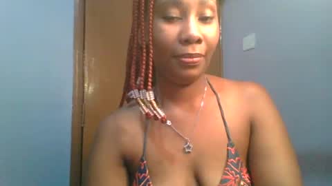 Maggie online show from February 2025 01:53:02 PM