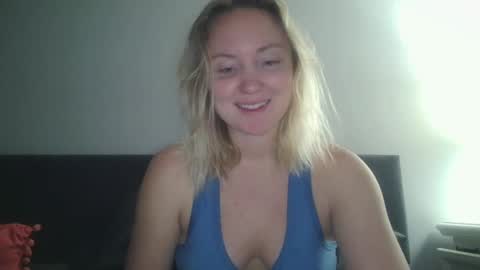 Rose online show from February 2025 11:45:01 PM