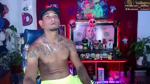 Snapshot of sexo_aharon chatting on March 2026 03:12:01 AM Aharon ravelo online show from March 2026 03:12:01 AM
