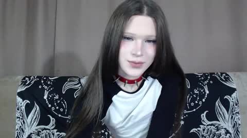 Nextdoor Princess online show from October 2025 02:32:02 AM