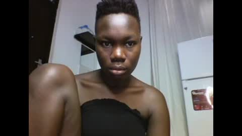 Snapshot of sexqueen02 chatting on February 2025 05:41:02 AM sexqueen02 online show from February 2025 05:41:02 AM