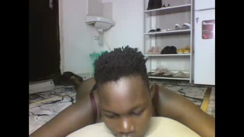 Snapshot of sexqueen02 chatting on February 2025 09:04:01 PM sexqueen02 online show from February 2025 09:04:01 PM