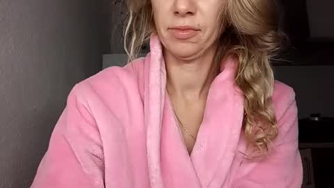 Snapshot of sexualangel chatting on May 2026 03:03:02 AM Verona online show from May 2026 03:03:02 AM