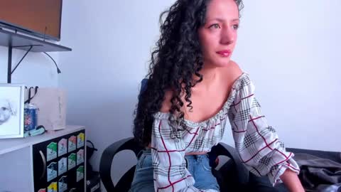 Jax and Lu online show from January 2025 03:04:02 PM