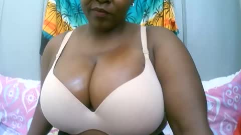 sexxi_ebony online show from January 2026 12:40:02 PM