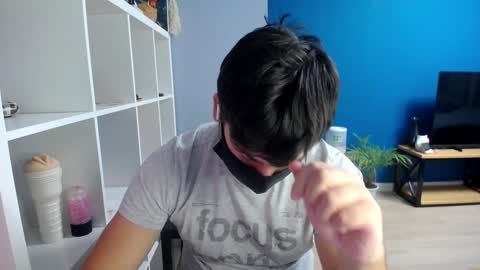 Tommy online show from January 2025 03:40:01 PM