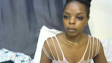 Snapshot of sexxy_montana chatting on April 2026 05:56:01 PM sexxy_montana online show from April 2026 05:56:01 PM