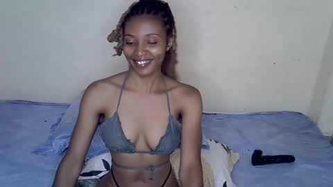 Snapshot of sexxy_tiana chatting on February 2026 05:04:01 AM sexxy_tiana online show from February 2026 05:04:01 AM