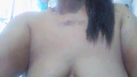 Snapshot of sexxyicee69 chatting on September 2025 12:43:01 AM misslovely j online show from September 2025 12:43:01 AM